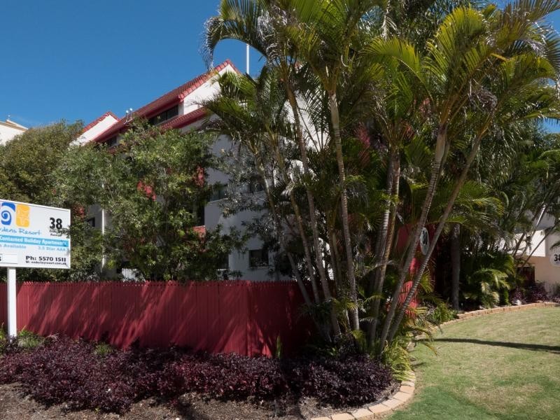 38 Enderley Ave, Surfers Paradise QLD 4217