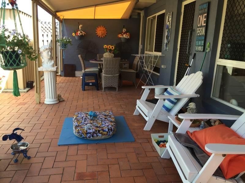 40 Lakeside Crescent, Currimundi QLD 4551