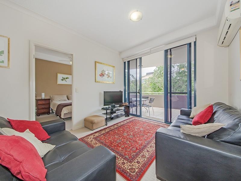 21 Patrick Lane Patrick Lane, Toowong QLD 4066