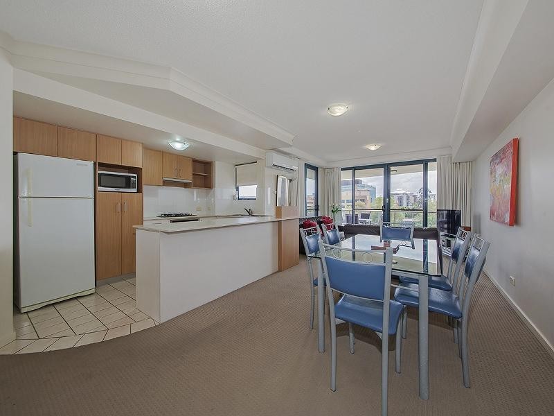 21 Patrick Lane Patrick Lane, Toowong QLD 4066