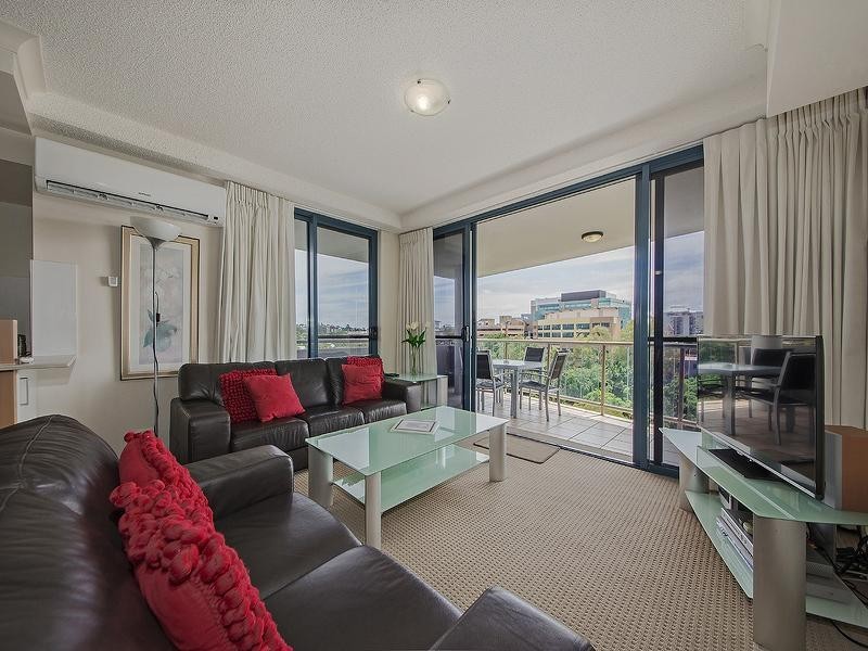 21 Patrick Lane Patrick Lane, Toowong QLD 4066