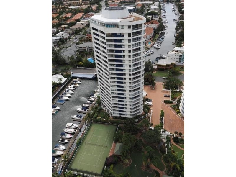 2/7 Oatland Esplanade, Runaway Bay QLD 4216