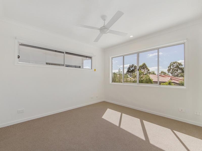 8 Russell Street, Everton Park QLD 4053