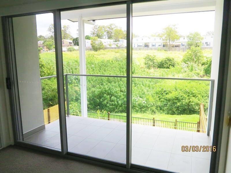 8 Russell Street, Everton Park QLD 4053