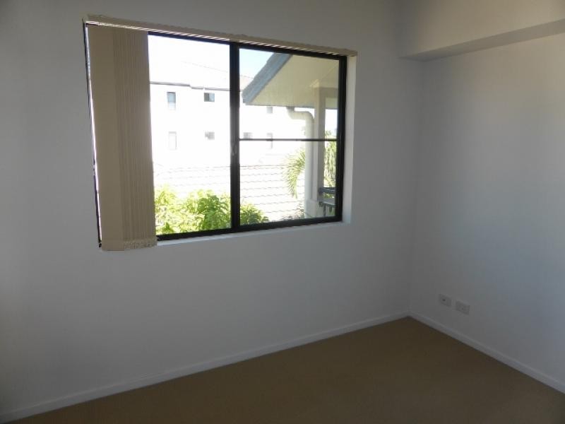 1 / 6-24 Henry Street, West End QLD 4810