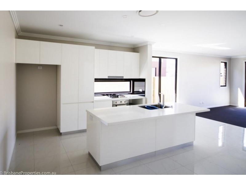 13 / 74 Grace Street, Wulkuraka QLD 4305