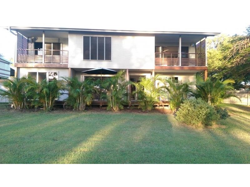 25 Esplanade, Point Vernon QLD 4655