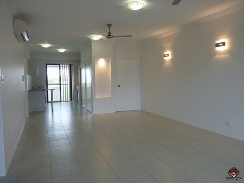 6-24 Henry Street, West End QLD 4810