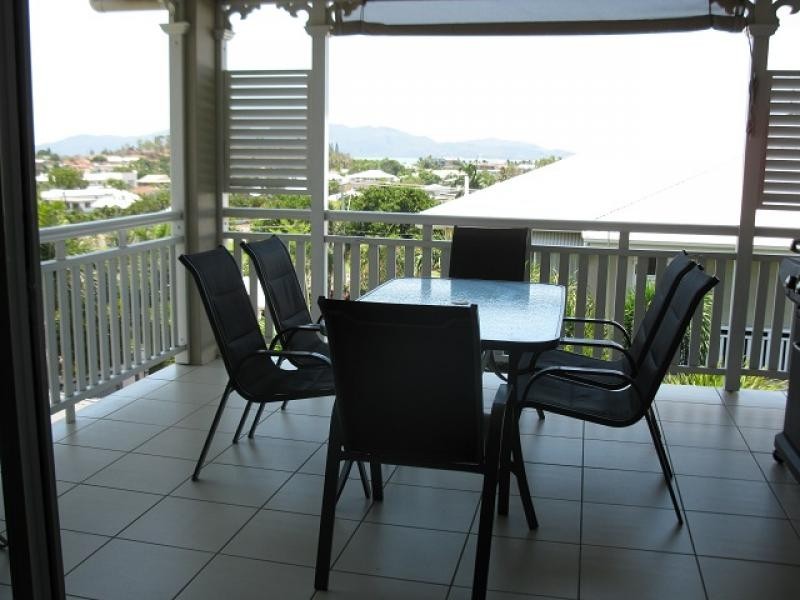 54 / 42 Warburton Street, North Ward QLD 4810