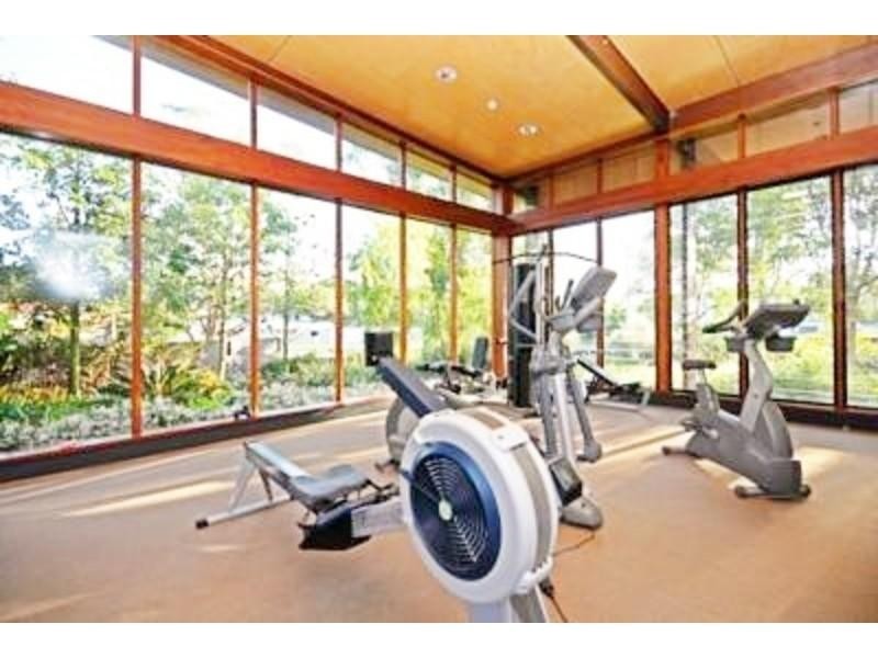 4/323 Bayview Street, Hollywell QLD 4216