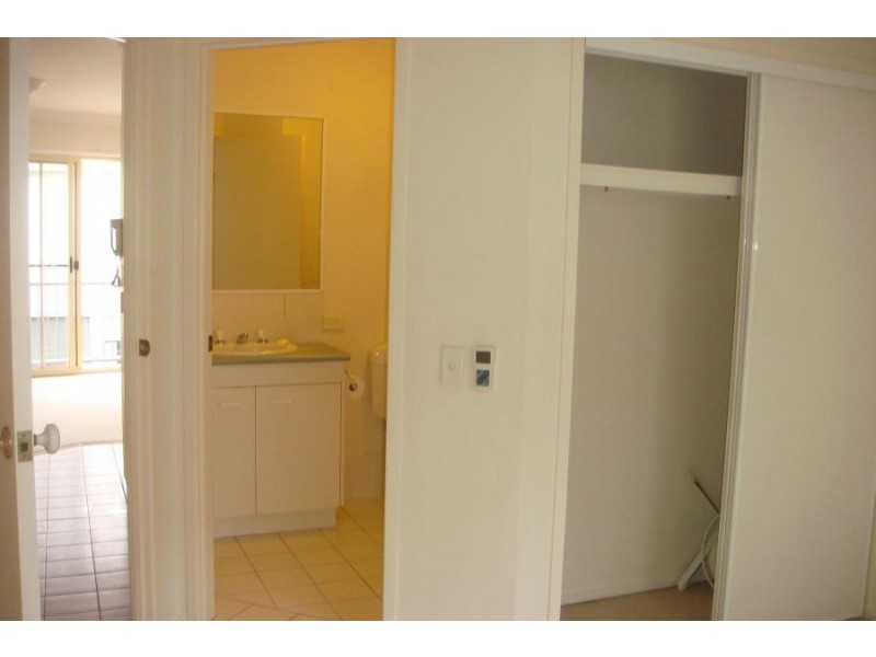 416 Marine Pde, Biggera Waters QLD 4216
