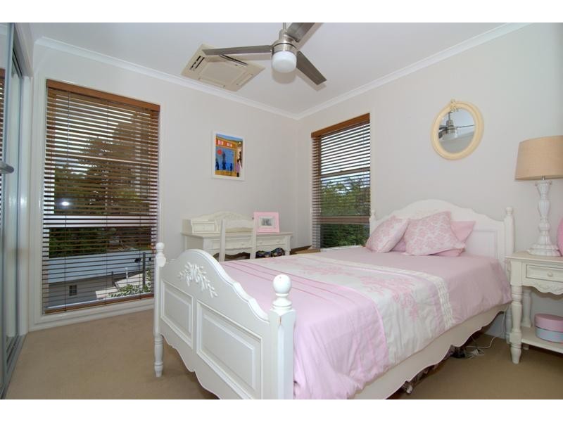 21 Hazelwood Street, Highgate Hill QLD 4101