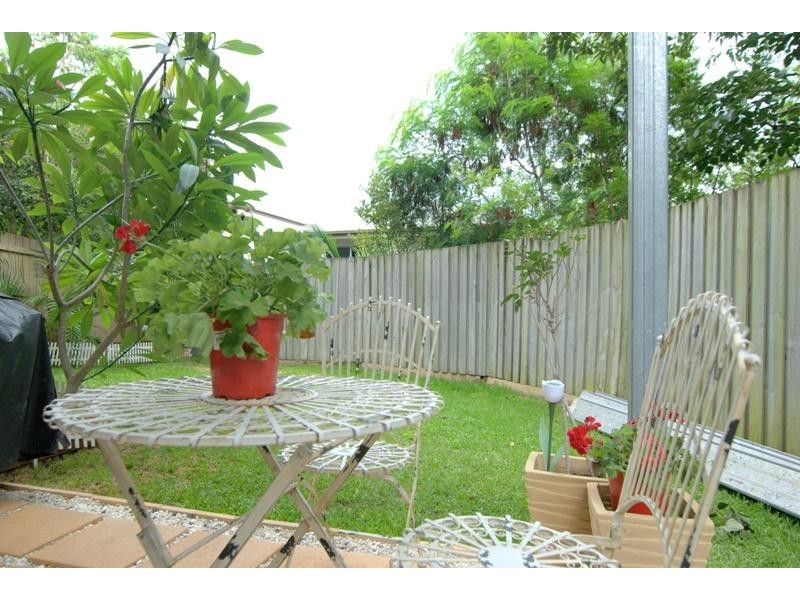 21 Hazelwood Street, Highgate Hill QLD 4101