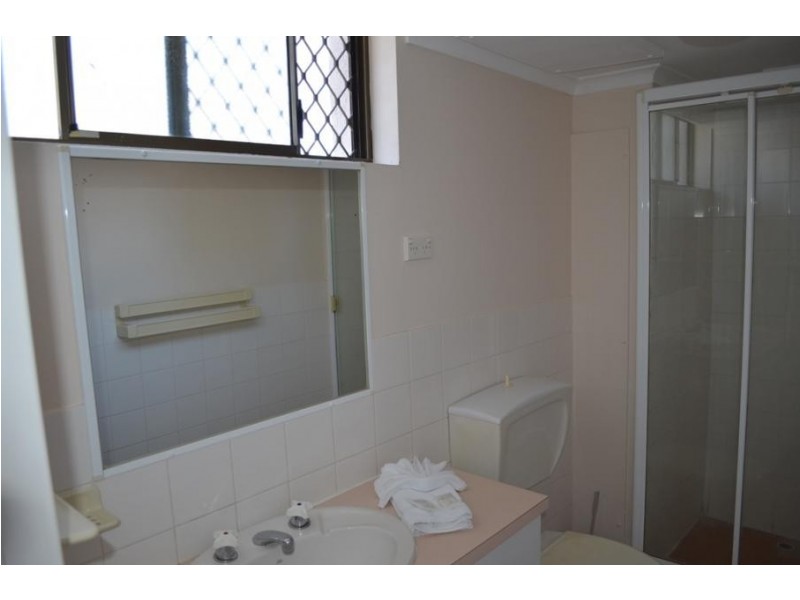 38 Enderley Ave, Surfers Paradise QLD 4217