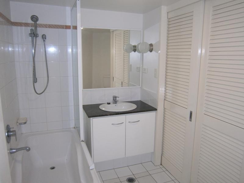 135 Macquarie Street, Teneriffe QLD 4005