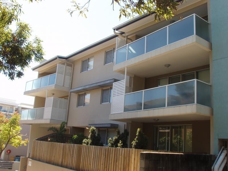 16 Wren, Bowen Hills QLD 4006