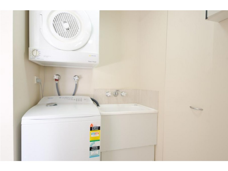 9 Margaret Avenue, Broadbeach QLD 4218