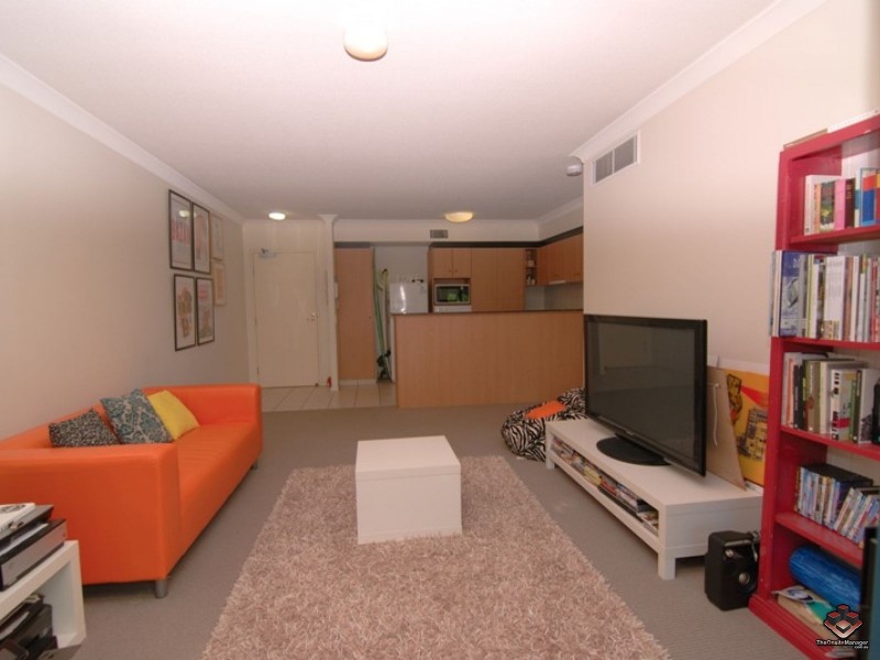 45 Deakin Street, Kangaroo Point QLD 4169