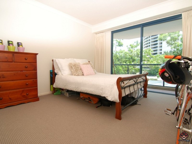 45 Deakin Street, Kangaroo Point QLD 4169