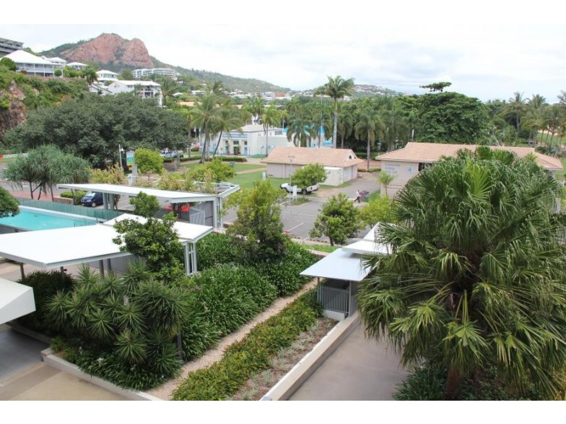 2409/6 Mariners Drive, Townsville City QLD 4810