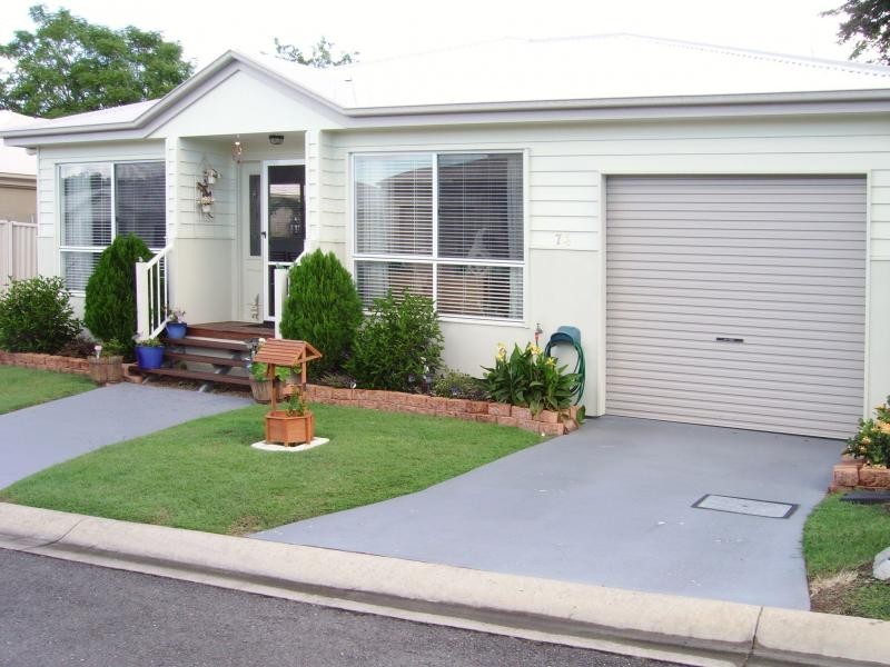 2E / 45 Sealy Street, Silkstone QLD 4304