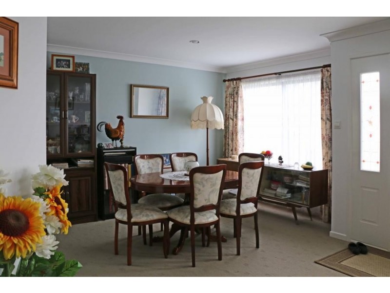 2F / 45 Sealy Street, Silkstone QLD 4304