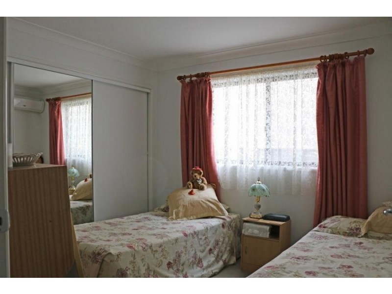 2F / 45 Sealy Street, Silkstone QLD 4304