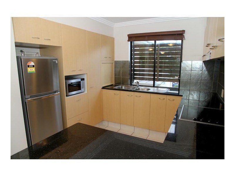 7/1996 Gold Coast Highway, Miami QLD 4220