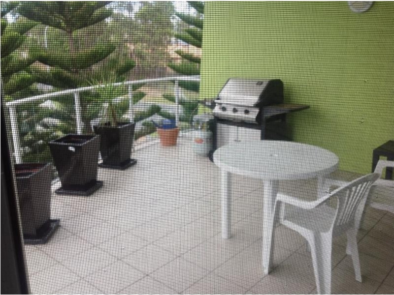 98 University Drive, Varsity Lakes QLD 4227