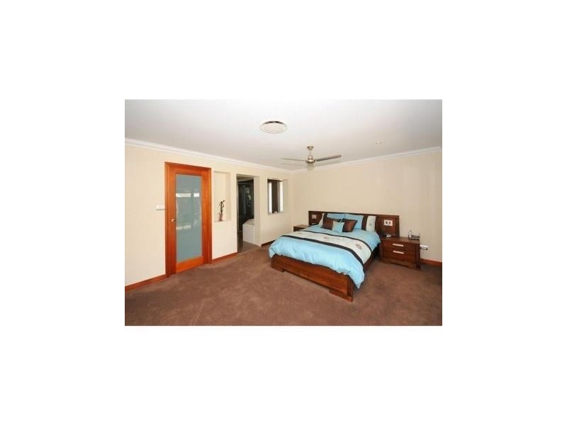 2/13 Cypress Street, Torquay QLD 4655
