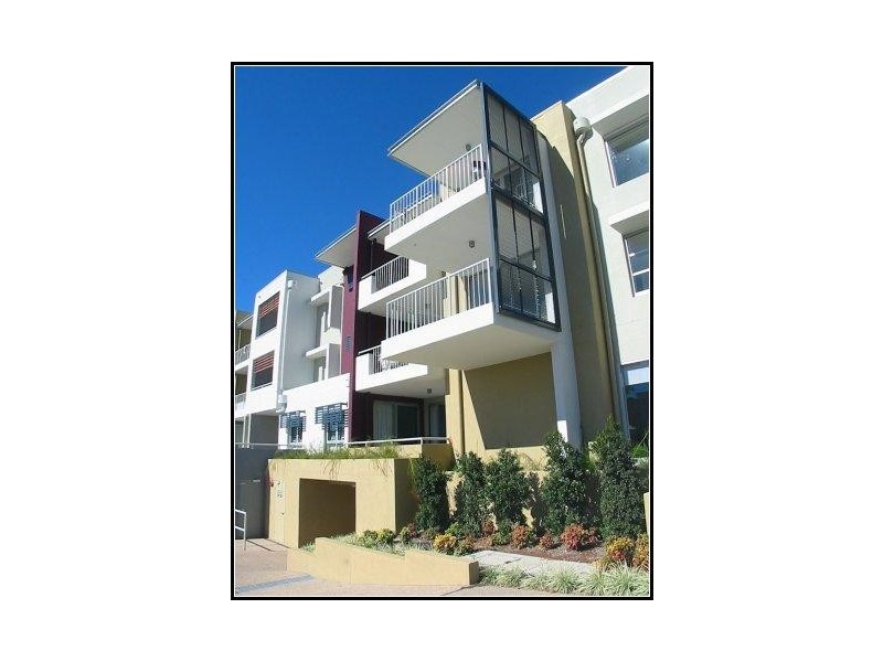 4 / 1 Arbour Avenue, Robina QLD 4226
