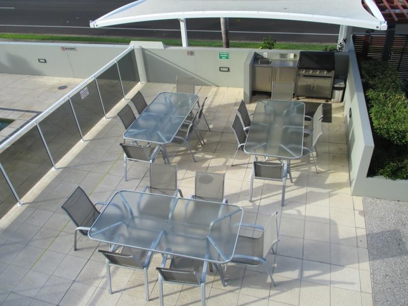 unit 104 / 241 Esplanade, Pialba QLD 4655