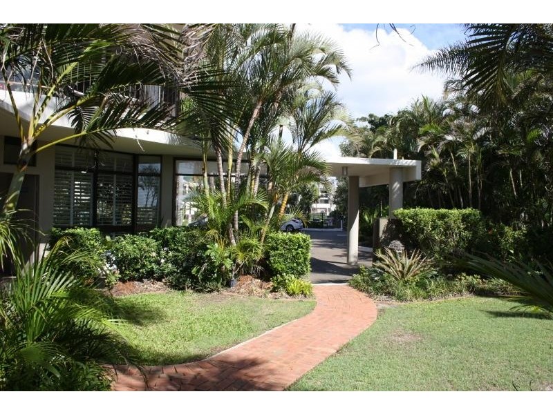 9/6 BAY VIEW STREET, Runaway Bay QLD 4216