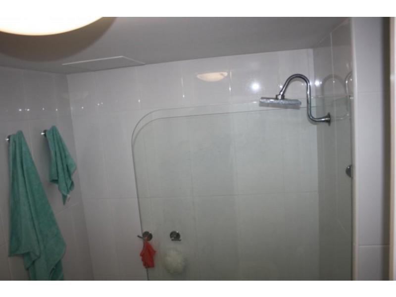 9/6 BAY VIEW STREET, Runaway Bay QLD 4216