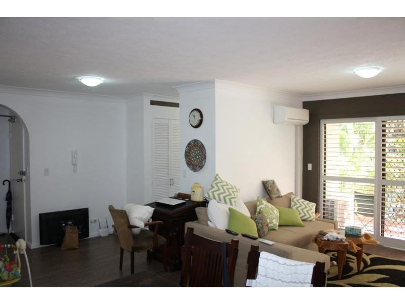 9/6 BAY VIEW STREET, Runaway Bay QLD 4216