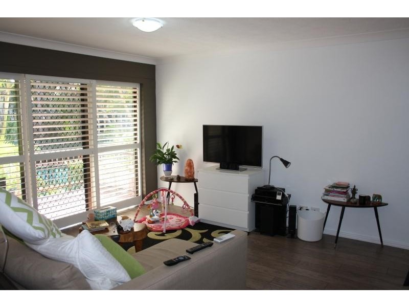 9/6 BAY VIEW STREET, Runaway Bay QLD 4216