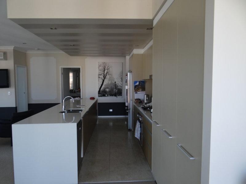 2047/3029 The Boulevard, Carrara QLD 4211