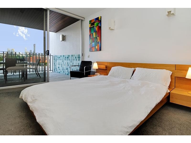 Unit 381/ 8 Skyring Terrace, Teneriffe QLD 4005