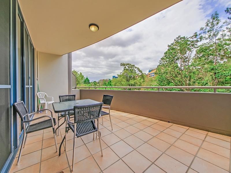 21 Patrick Lane 21 Patrick Lane, Toowong QLD 4066