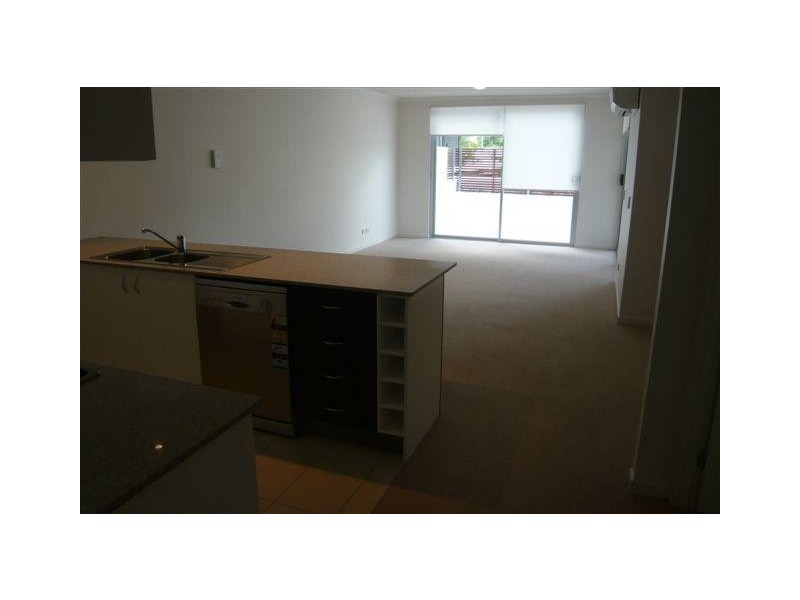 2 / 24 Allwood St, Indooroopilly QLD 4068