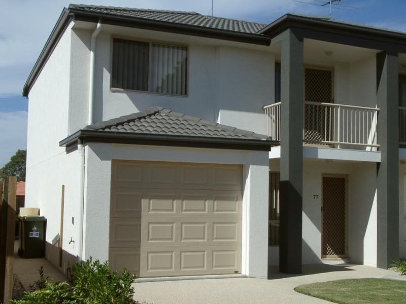 77 Johnston Street, Carina QLD 4152