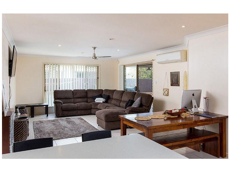 17 Daniella Drive, Marsden QLD 4132