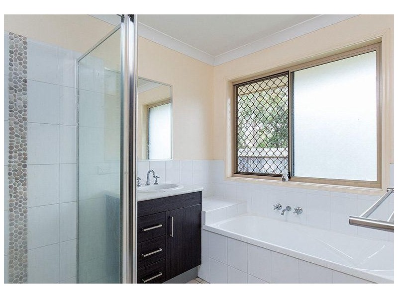 17 Daniella Drive, Marsden QLD 4132