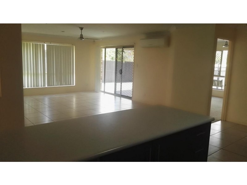 17 Daniella Drive, Marsden QLD 4132