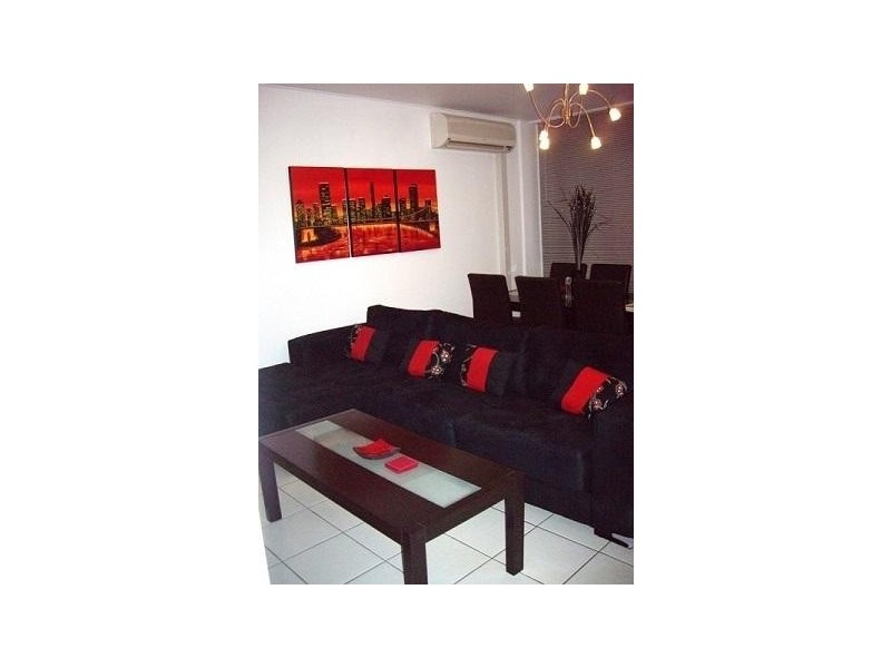 23 Llewellyn, New Farm QLD 4005