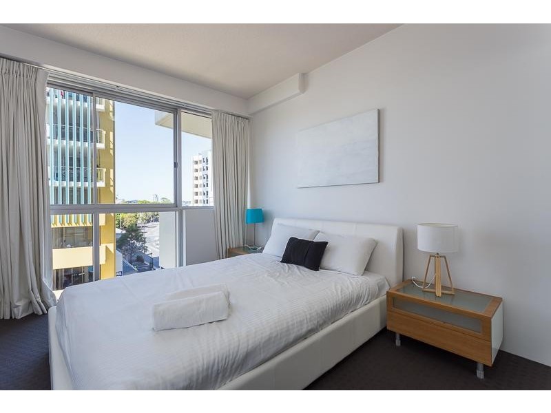 Oxygen Apartments / 170 Leichhardt Street, Spring Hill QLD 4000