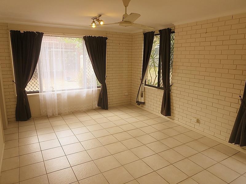18 Jales St, Sunnybank Hills QLD 4109