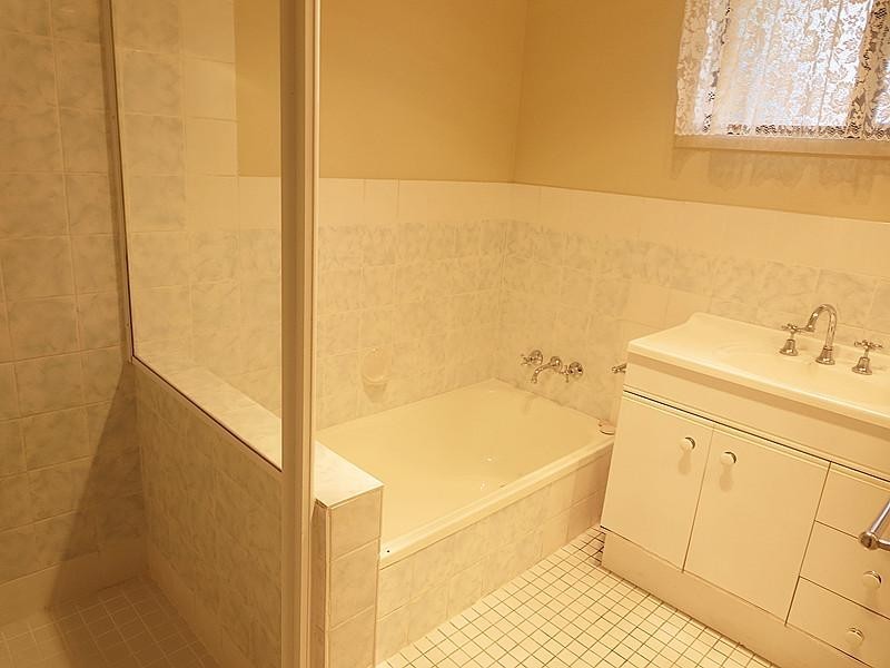 18 Jales St, Sunnybank Hills QLD 4109