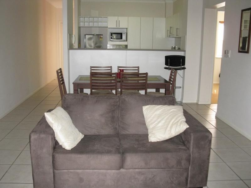 17 / 42 Warburton Street, North Ward QLD 4810