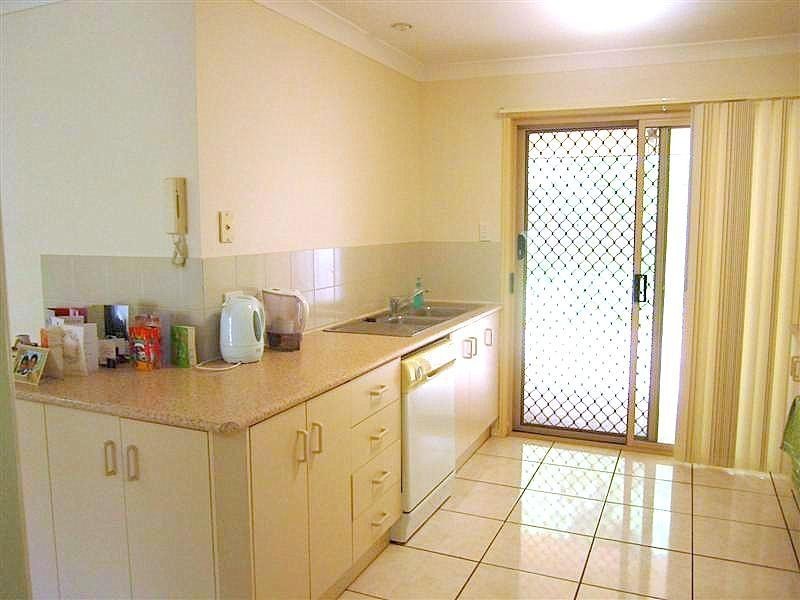 121 Golden Ave, Calamvale QLD 4116